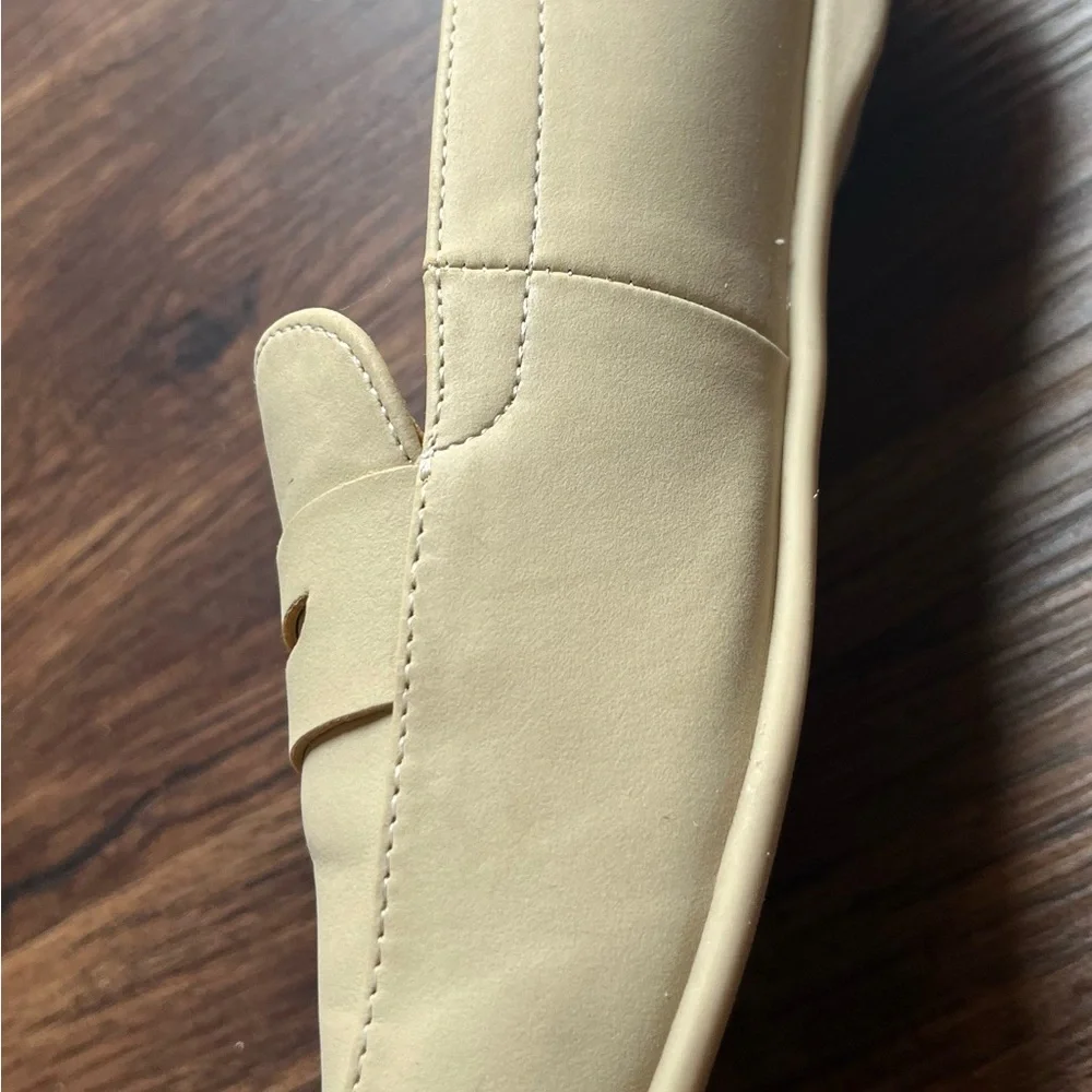 Me Too Women’s Brooke Tan Loafers size 8.5 - Picture 7 of 10